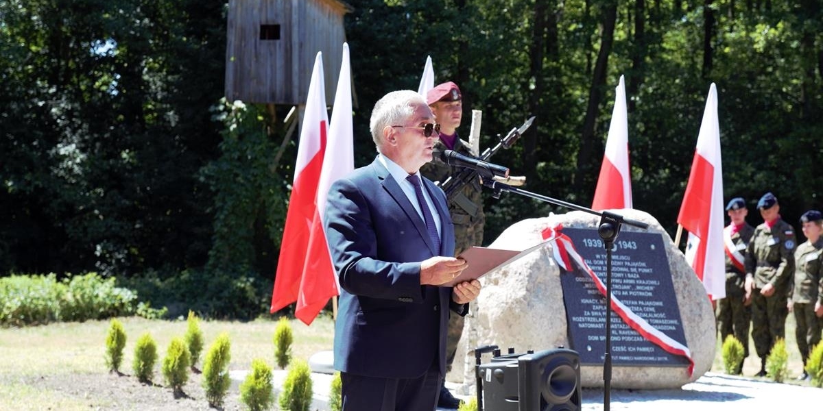 IMG_5634 (2) (Copy).jpg